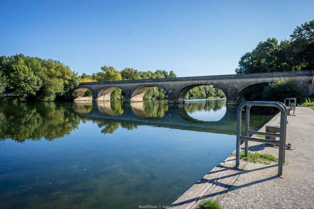 Aerial shot of La Charente – Secteur Bourg-Charente,  Chemin de Moulineuf Bourg-Charente, France