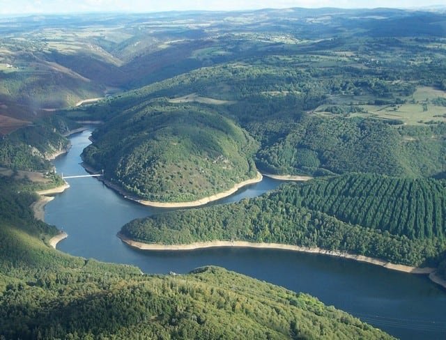 Aerial shot of Lac de Sarrans,  Sarrans, France