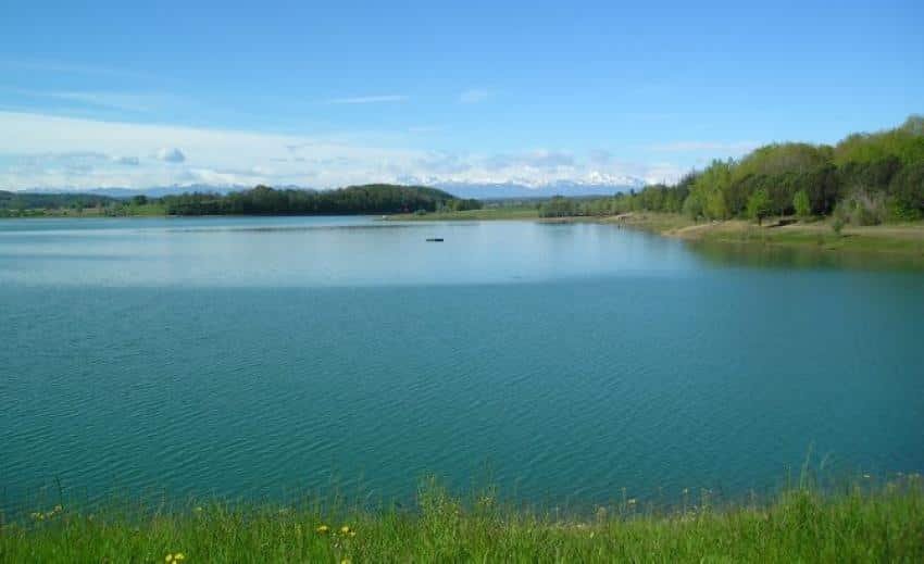 Aerial shot of Lac de l’Astarac,  Bézues-Bajon, France